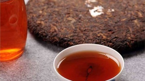 普洱茶：时光淬炼的健康茶饮